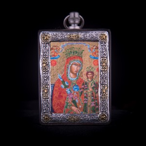 002/0034   Silver icon of virgin Mary 