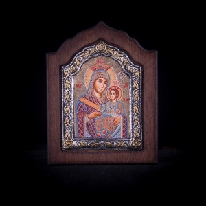 002/0051Silver icon of virgin Mary of Bethlehem 