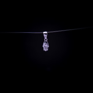 003/0013 Silver hand (khamsa)