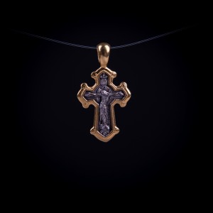 003/0086 Silver gold plated cross 