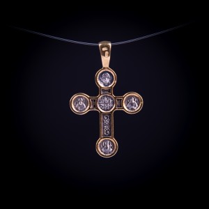 003/0131 Silver gold plated cross