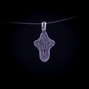 003/0183  silver orthodox cross 