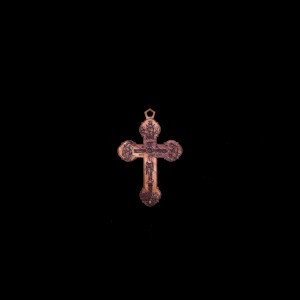 004/0003  Olive wood cross