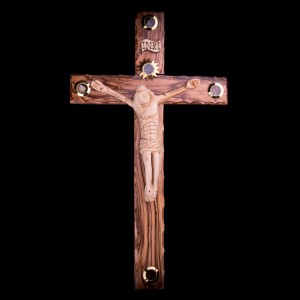 004/0009 Olive wood cross