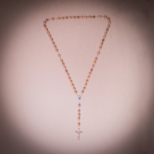 005\0001 Olive wood  rosary 