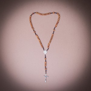 005/0013 Olive wood  rope rosary 