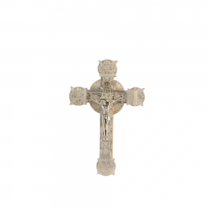 004/0021 mother of pearl cross with the four evangelist on the edge 